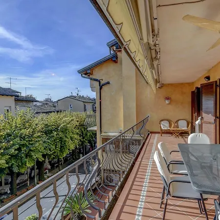 Prestige Apartment Sirmione Exterior photo